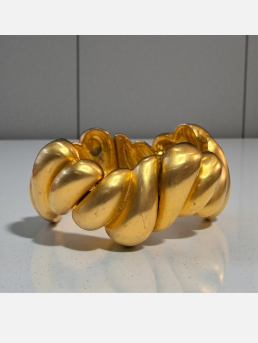 Les Bernard Chunky Vintage 1980's Matte Gold Plated Hinged Bangle Bracelet